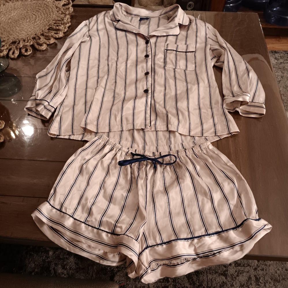 Pajama set